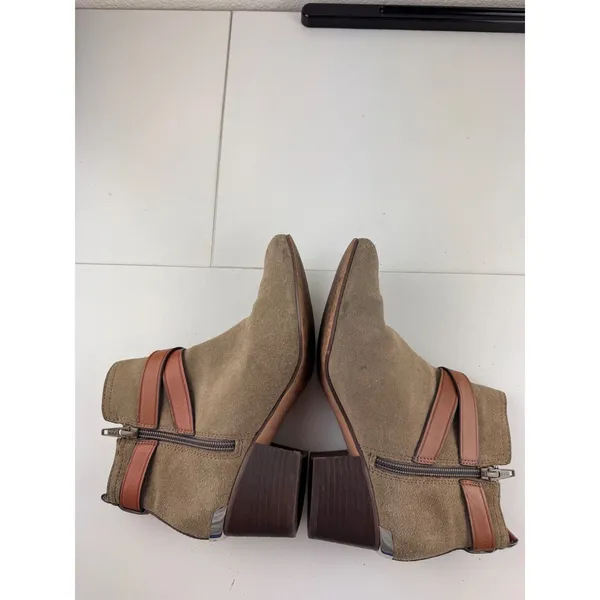 COACH‎ Pauline Taupe Suede Leather Buckle Ankle Boots Booties Womens Size 6 - Image 9