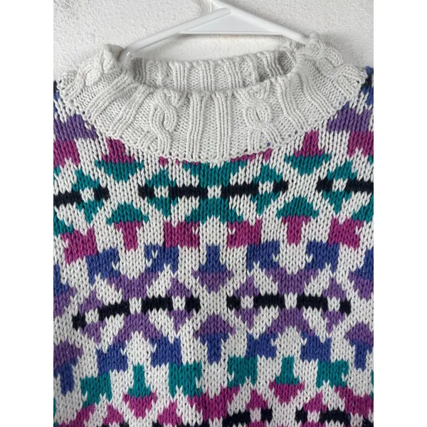 Vintage 62 East Women's Small Colorful Geometric Pattern‎ Mock Neck Sweater - Image 4