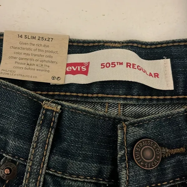 Levi’s 505 straight-fit jean loose in hip & thigh blue jeans - Image 7