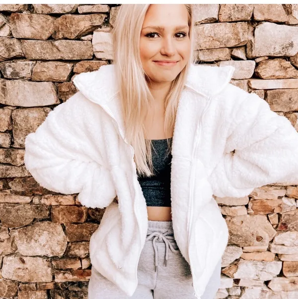 White Sherpa Jacket Size M - Image 2