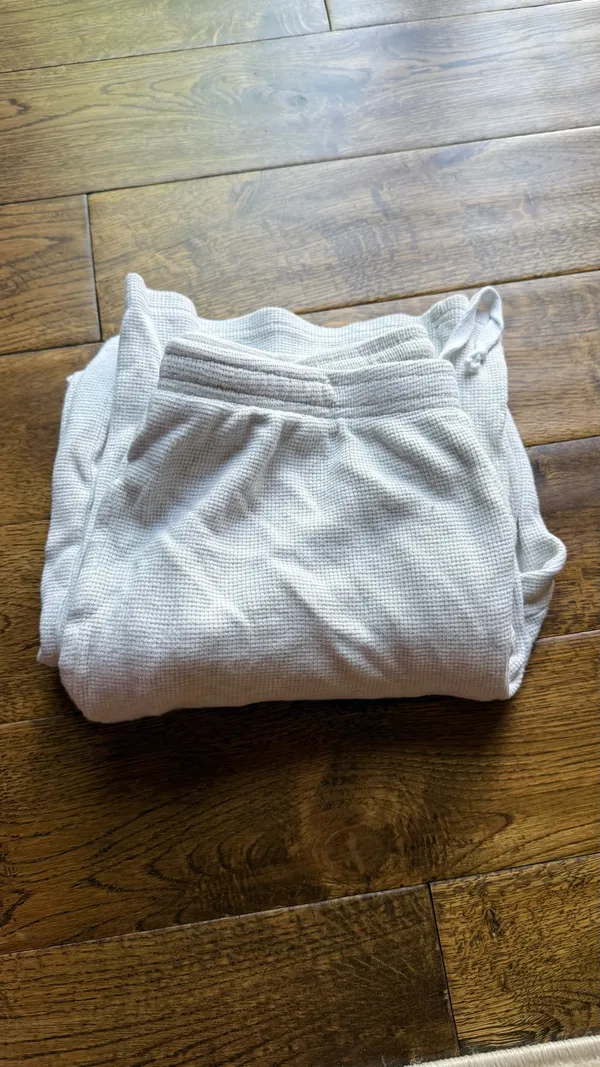 Brandy Melville Sweatpants - Image 7