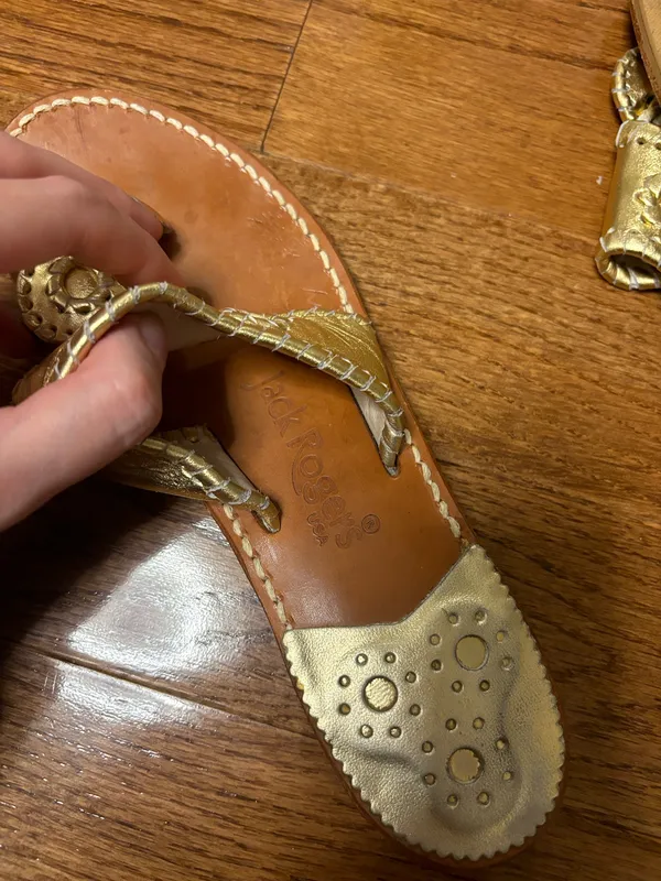 Jack Rogers Gold Sandals Metallic size 6 - Image 7
