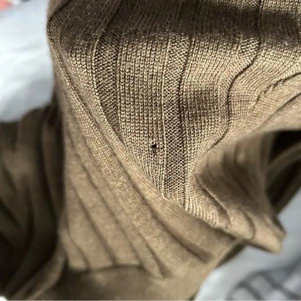 Banana Republic Lucci Merino Wool Turtleneck Sweater Brown Quiet Luxury Preppy - Image 9