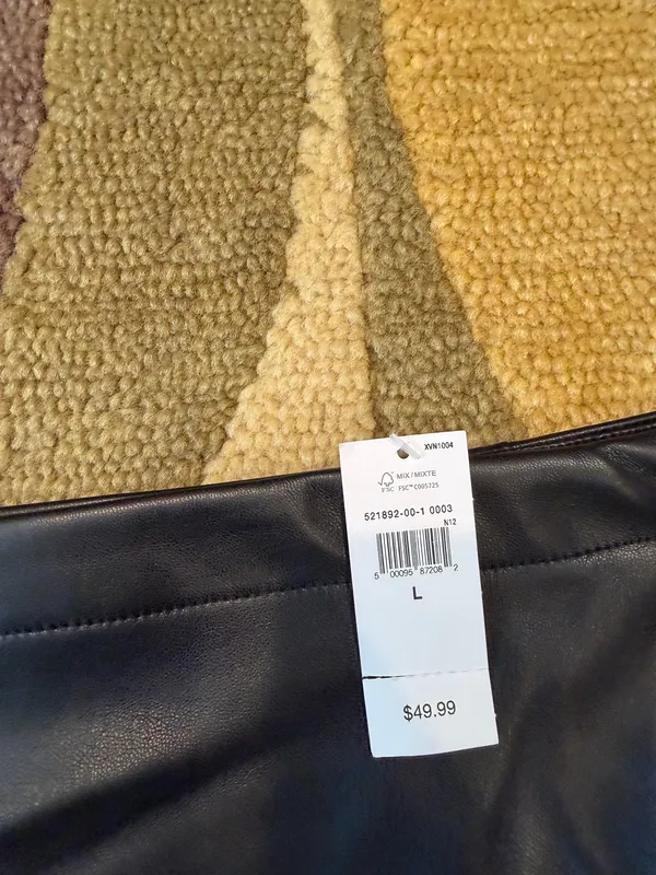 NWT Gap Faux Leather Black Short Mini Skirt Women’s Size Large - Image 2