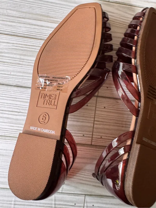 Time and Tru Women's Huarache Jelly Sandals Flats Sz 6 NWT - Image 12