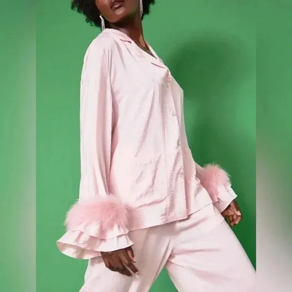 JAYLEY Pink Awilix Day to Night Feather‎ Trim Silk Sleep Trim Long Sleeve Blouse - Image 2