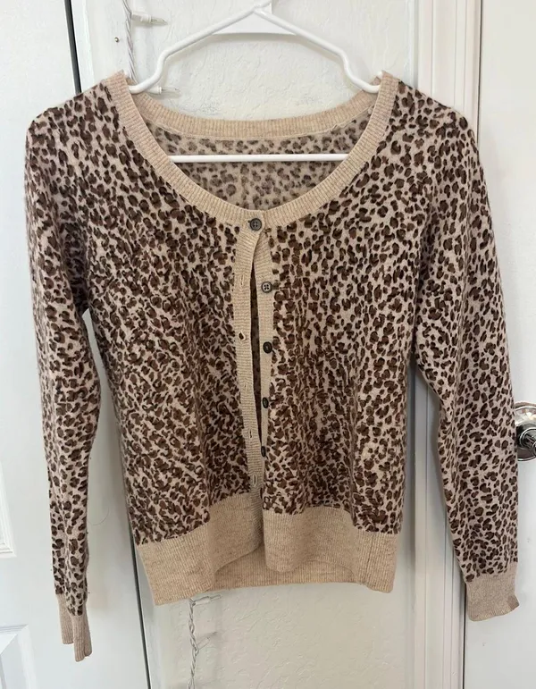 Light cheetah print cardigan, trendy - Image 3