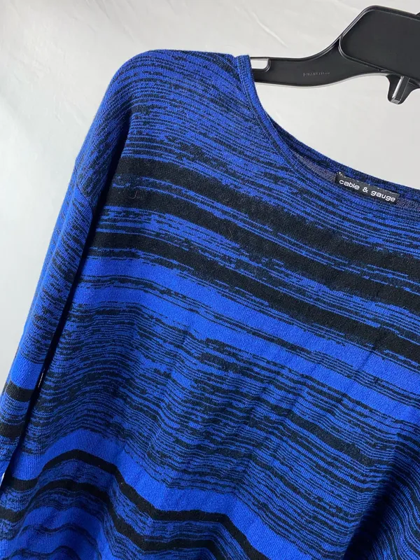 Sweater Blue Size L - Image 2