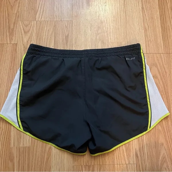 Nike Dri Fit Tempo Running Shorts Gray Neon Women’s Size Small Athletic‎ Lined - Image 7