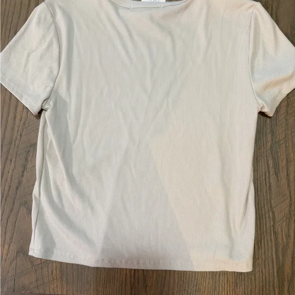 Pink Rose Ribbed Cropped Tee NWT Cream Size Large - Image 2