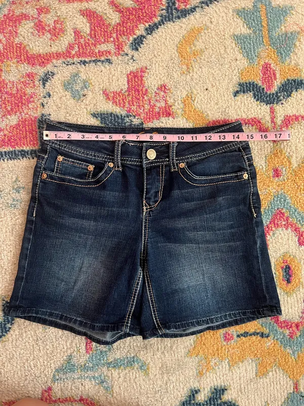 Size 4 Seven7 Dark Blue Denim Shorts - Image 5