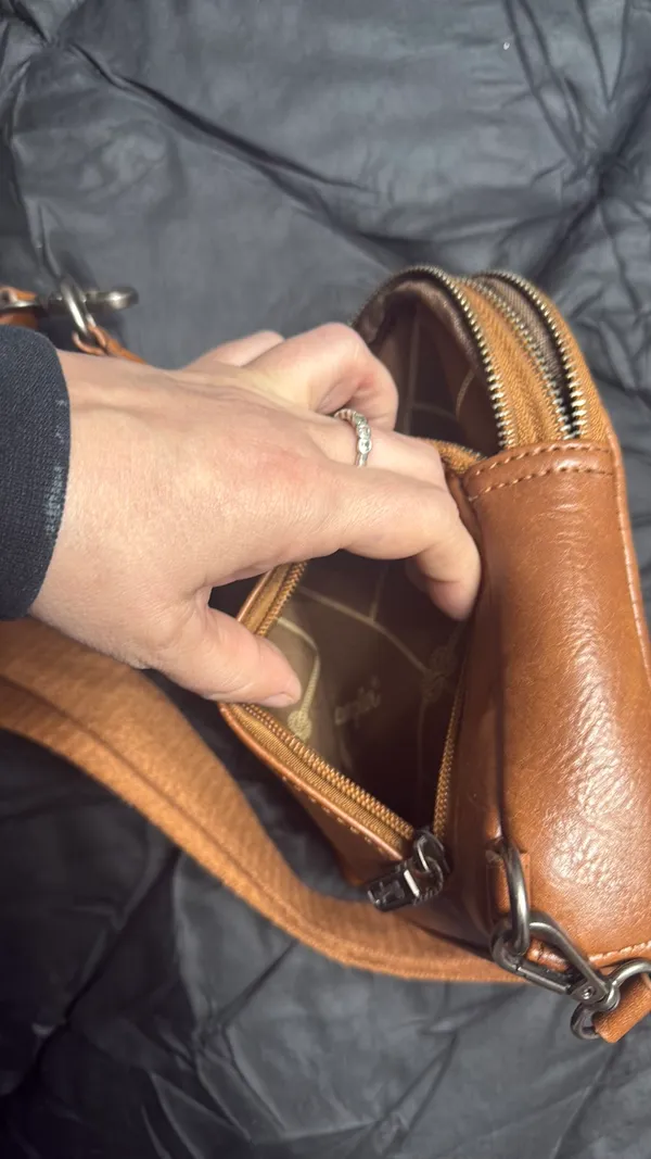 Wrangler Sling Bag Crossbody - Image 4