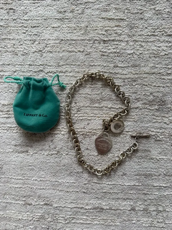 Tiffany & Co. Sterling Silver Toggle Charm Necklace with Teal Pouch - Image 3