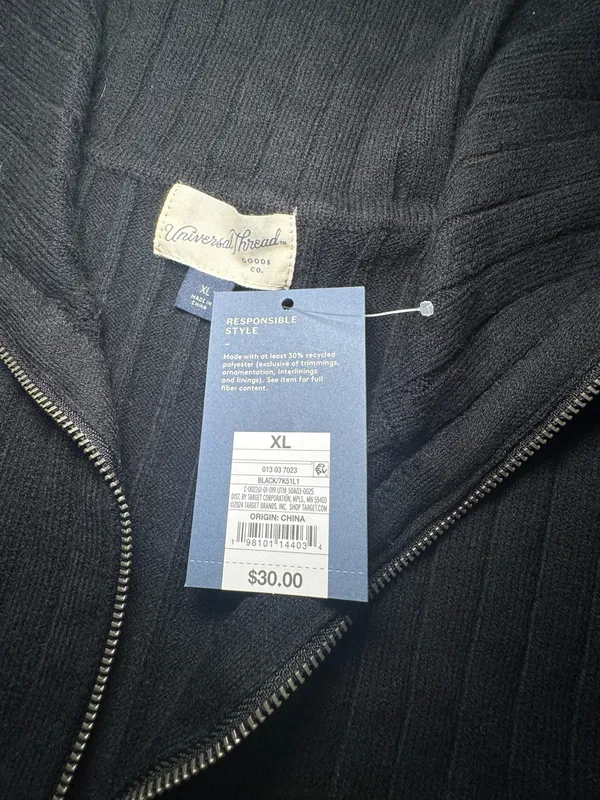 Universal Threads Sweater - Image 4