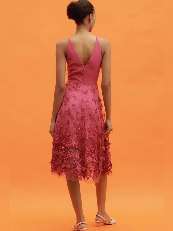 Dress The Population Darleen V-Neck 3D Floral Appliqué Midi Dress Size XXL - Image 5