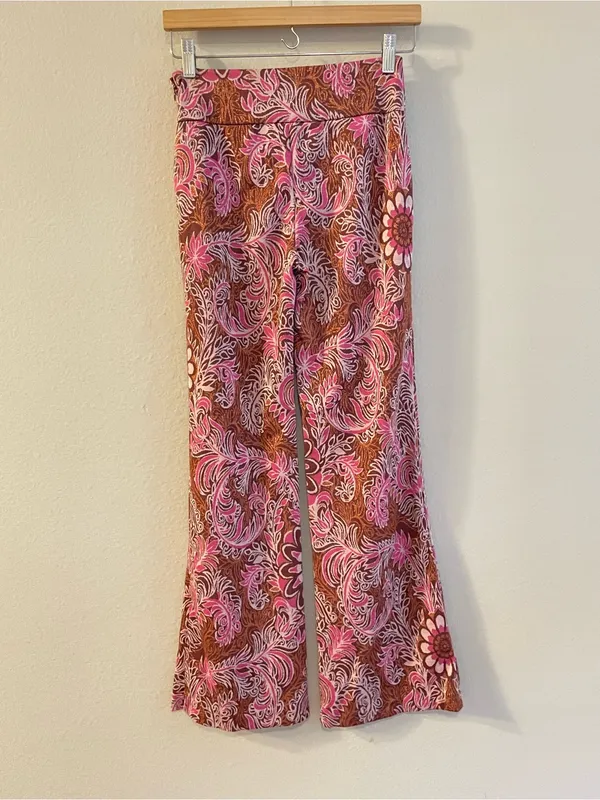 Maeve Anthropologie Maria Pink Paisley Metallic Jacquard Flare Pants Size 0 - Image 8