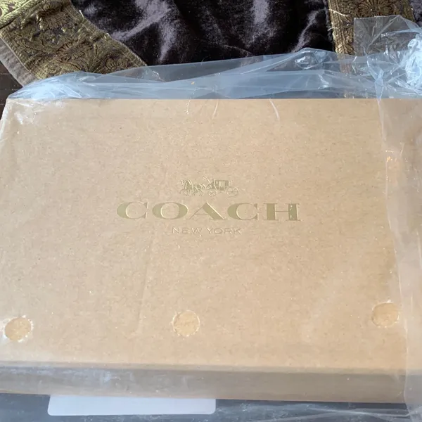 Authentic COACH Signature leather/coated canvas wallet on chain & 2 charms - Image 13