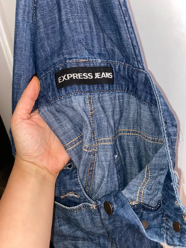 EXPRESS blue denim overalls / romper with adjustable straps and pockets size 8 - Image 4