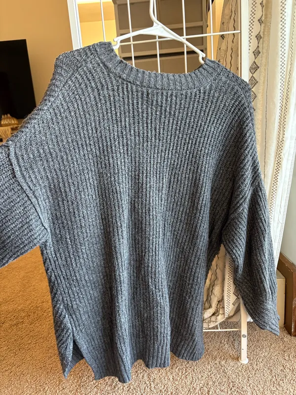 American Eagle Sweater - Image 3
