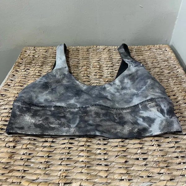 Lululemon Align Bra Shine Size 6 A/B Cup lw2dnqs Shiny‎ Light Coverage - Image 5