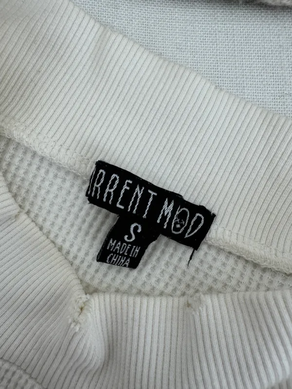 White Long-Sleeve Cropped Thermal Top - Image 5