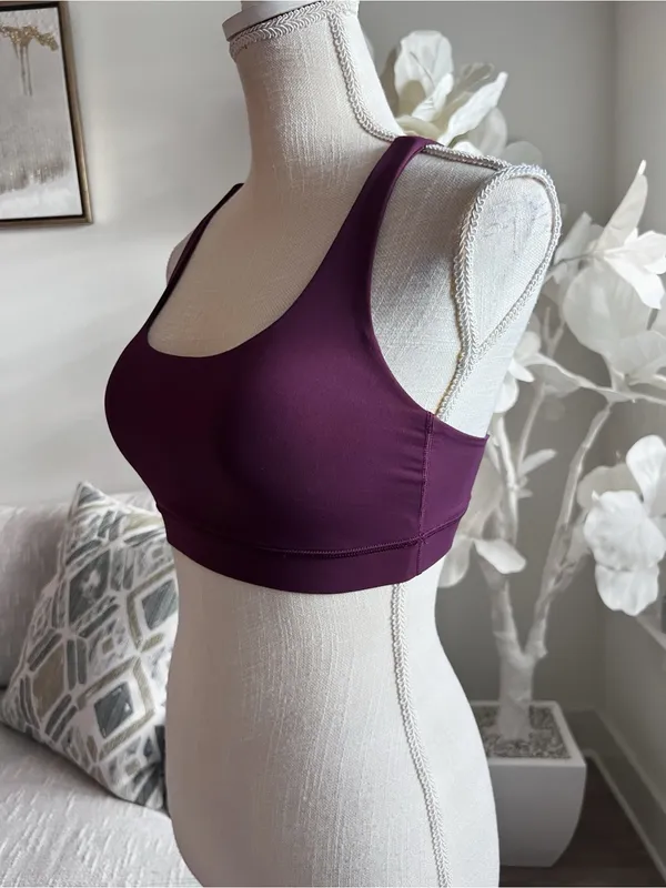 Lululemon Energy Bra Seamless Woman’s Sports Bra - Purple size 4 - Image 5