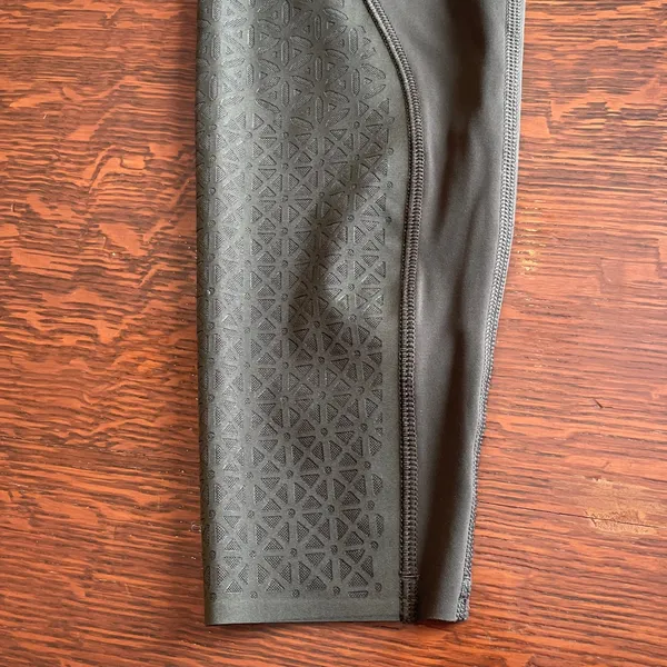 Lululemon Womens High-Waisted Leggings Moss size 10 - Image 9