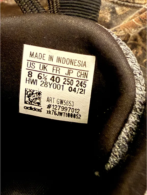 Adidas tennis Shoes - Image 4