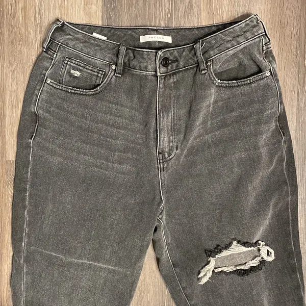 PACSUN Distressed Grey Mom Jeans Size 30 - Image 4