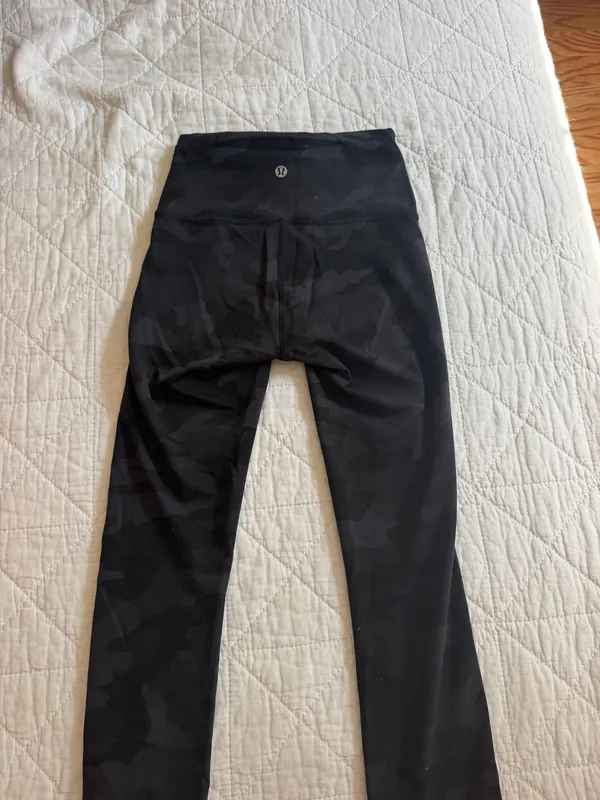 Lululemon Black Camo Print Leggings Align High-Rise 28" Women’s Multi - Image 2