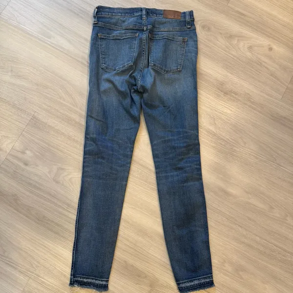 Madewell 9" High Rise Skinny Jeans size 27 medium wash blue jeans - Image 5