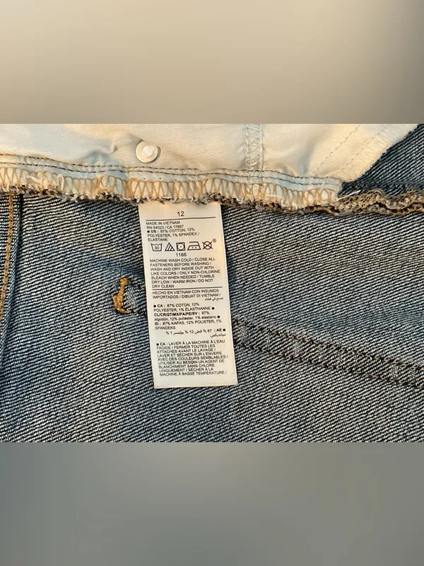 Old Navy Light Blue High-Rise Sky-Hi A-Line Jeans - Image 6