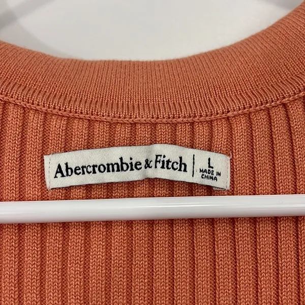 Abercrombie and Fitch Large Orange V-Neckline Ribbed Short Sleeve Sweater Dress - Image 9