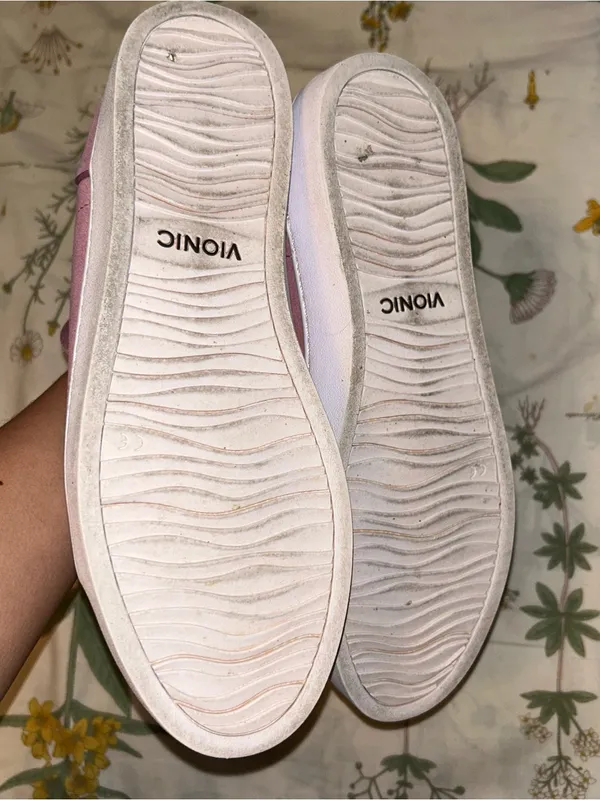 Vionic shoes - Image 4