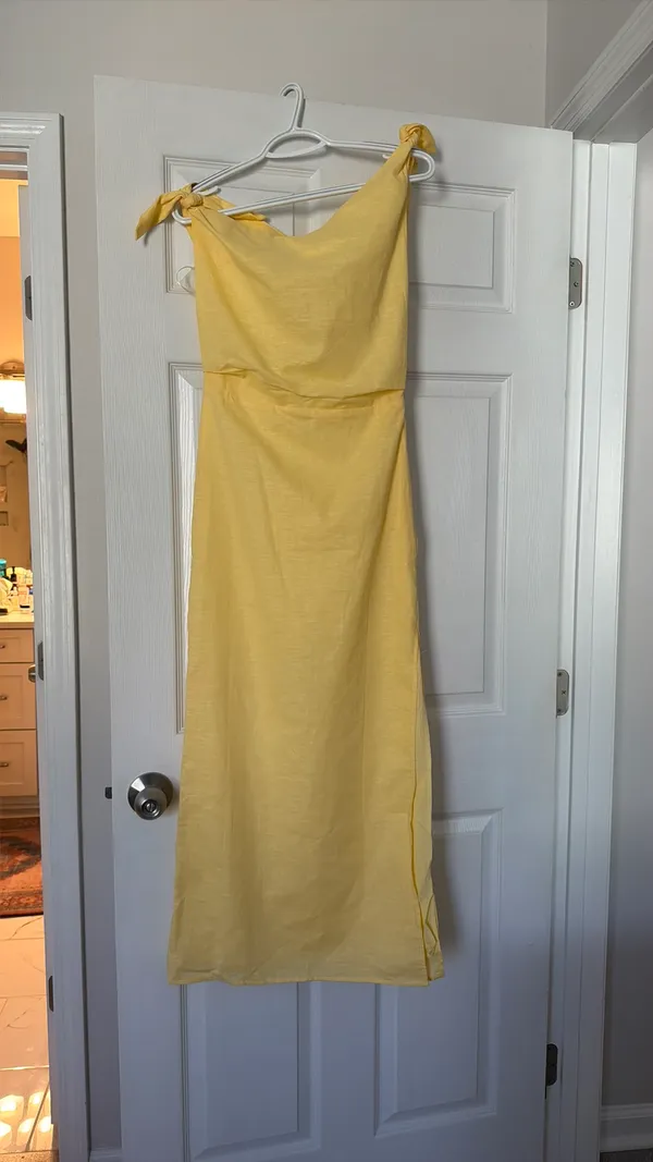 Showpo Cincinnati Midi Dress Yellow Size Small - Image 2