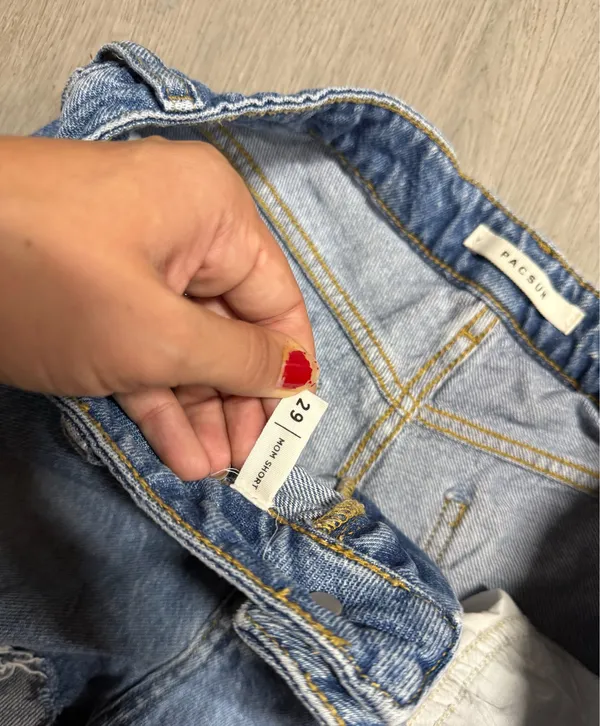 Pacsun mom denim shorts  - Image 4