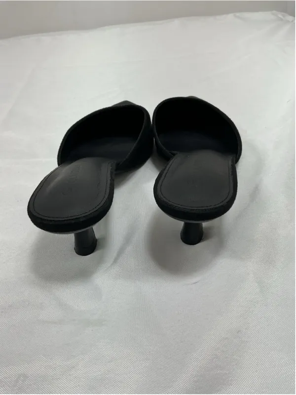 Womans Excellent Coutgo Slip On Mules 9 Black Pointed Toe Kitten Heel - Image 4