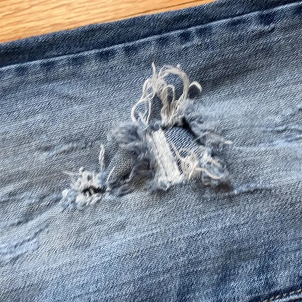 American Eagle Outfitters Skinny Distressed Low Rise Stretch Jeans size 6‎ - Image 4