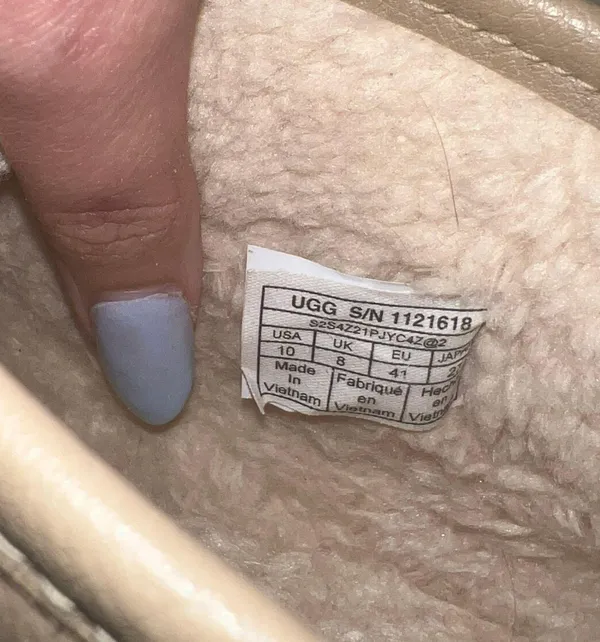 UGG Boots Mini - Image 8