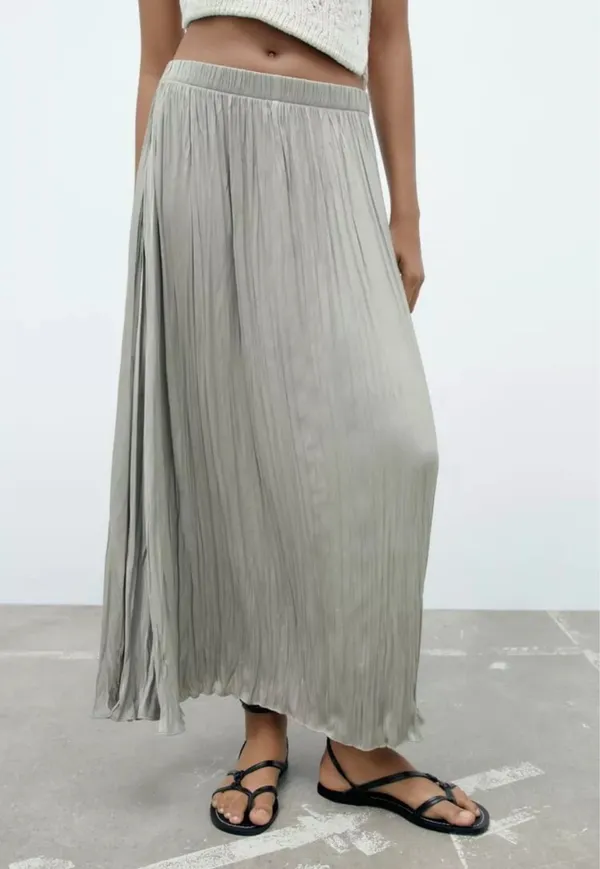 Zara Pleated Midi Skirt - Image 4
