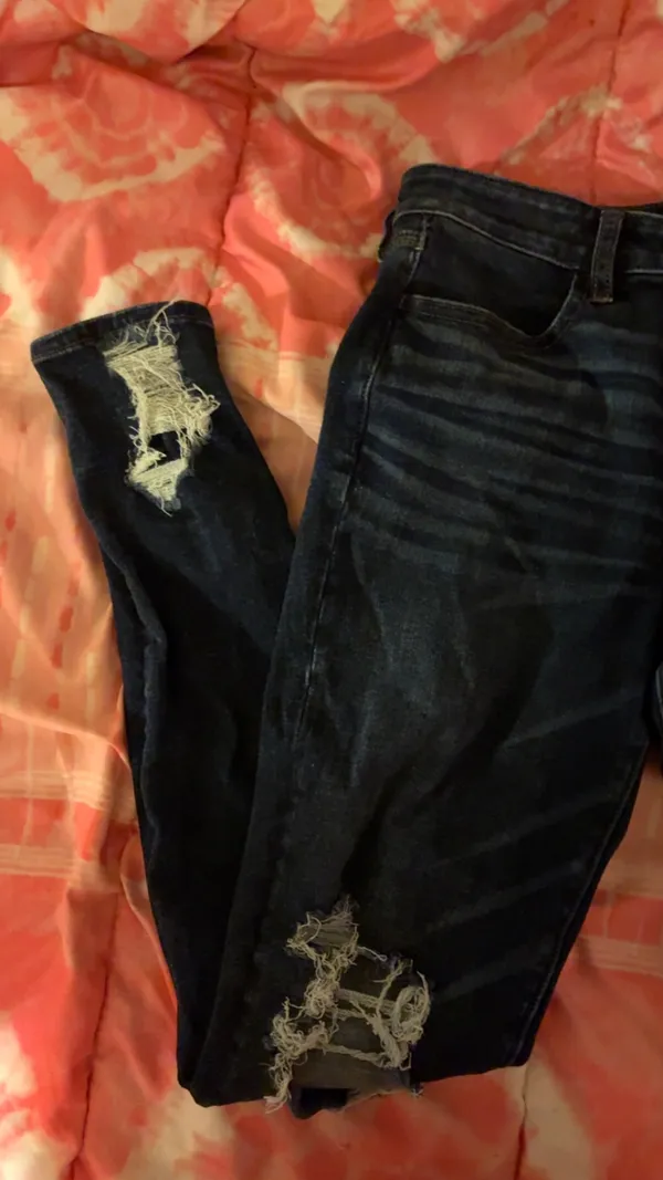 American Eagle Jeans - Image 2