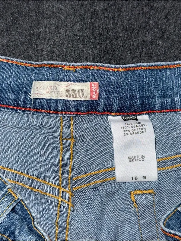 Vintage y2k Levi’s 550 Relaxed Bootcut Jeans Womens 16 Medium Blue Denim 34x28.5 - Image 8