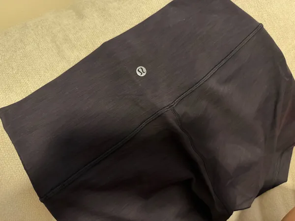 Black Wunder Train High-Rise Shorts Lululemon 6" - Image 4