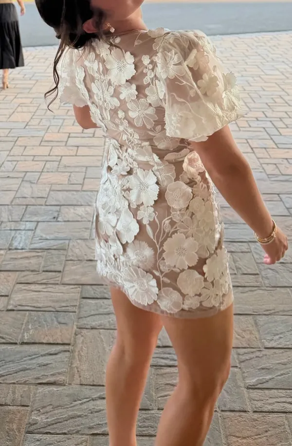 Revolve Dress Elliatt Mini Floral - Image 4