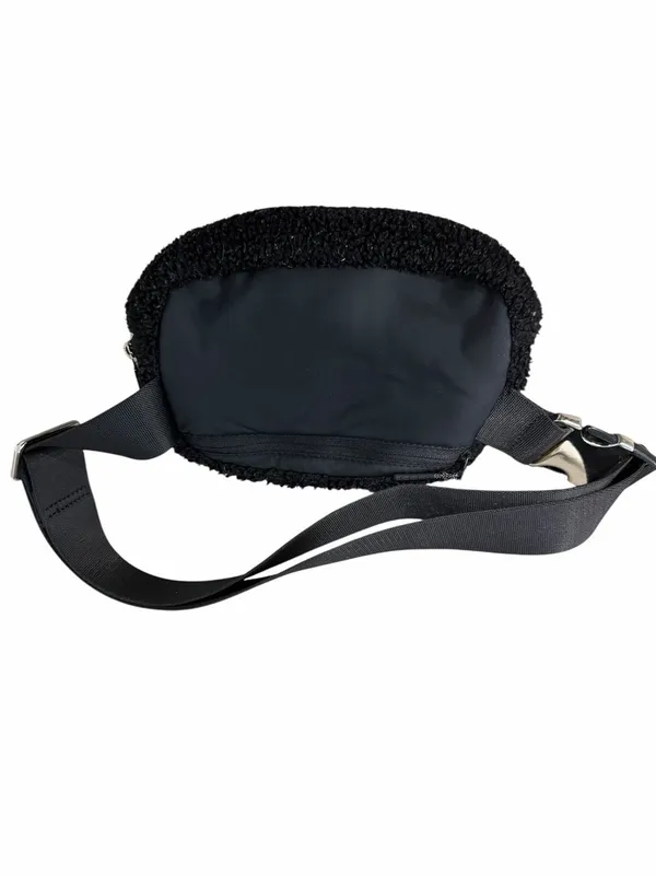 lululemon athletica Black Sherpa Crossbody Belt Bag - Image 2