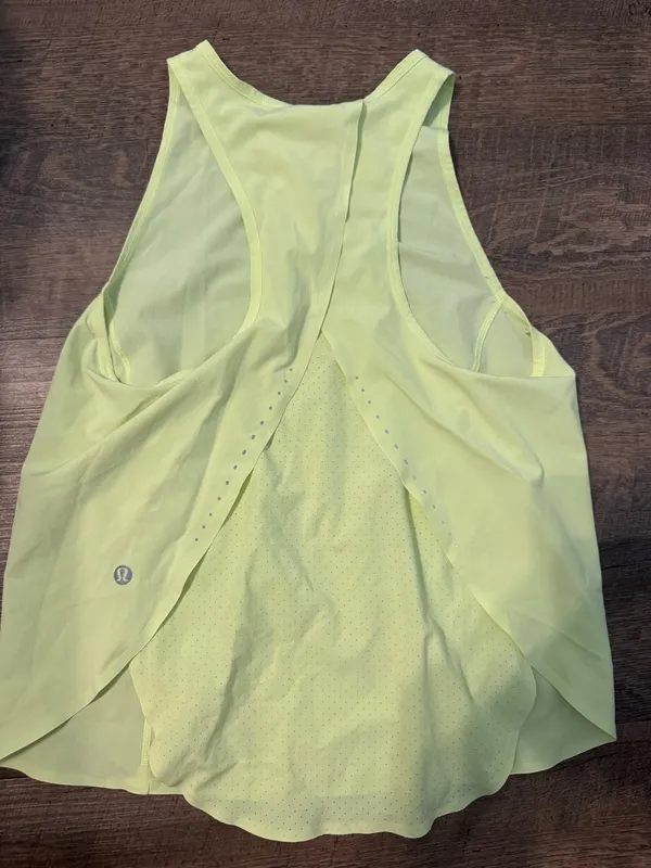 Lululemon Women's Light Yellow Sleeveless Workout Tank - Image 4