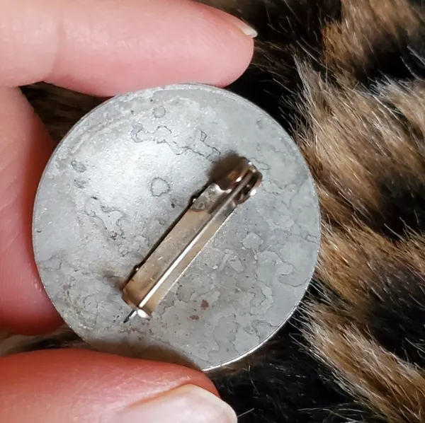Vintage sabrina brooch​​​ Purple - Image 2