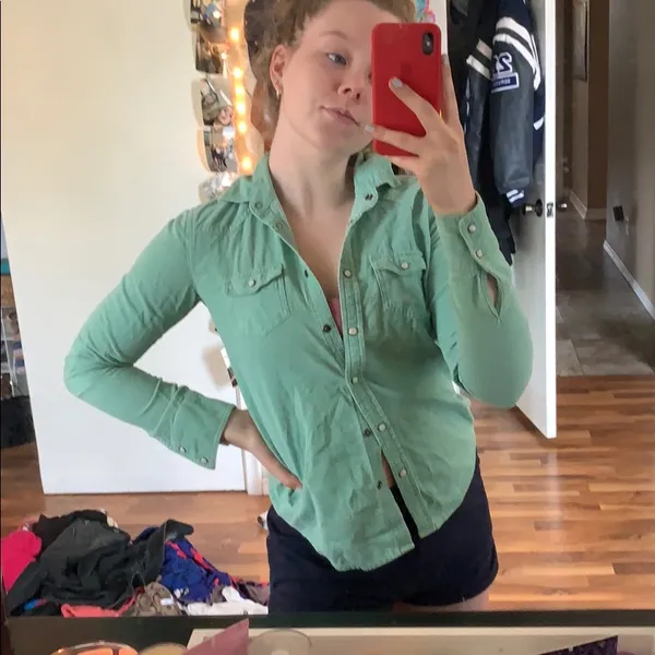 Super cute mint green flannel - Image 2