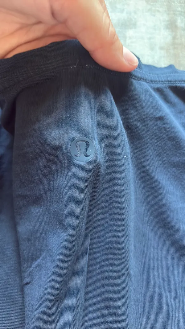 Lululemon V-Neck T-Shirt Short Sleeve - Image 3