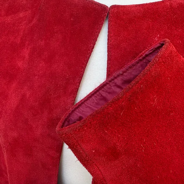 VTG 80s Suede Leather Jacket M Red Open Front Pleated Shoulder Bold Chic Casual - Image 14